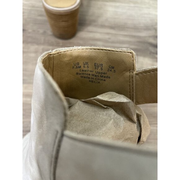 Franco Sarto Womens Beige Leather Ankle Strap Heels Size 7.5 Helix Minimalist - Picture 4 of 9